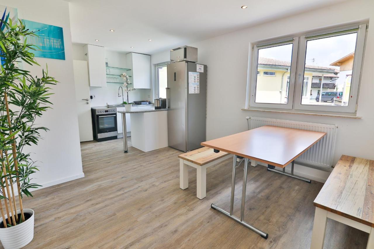 Moderne Praktische Ferienwohnung Am See Fewo3 Lechbruck Luaran gambar