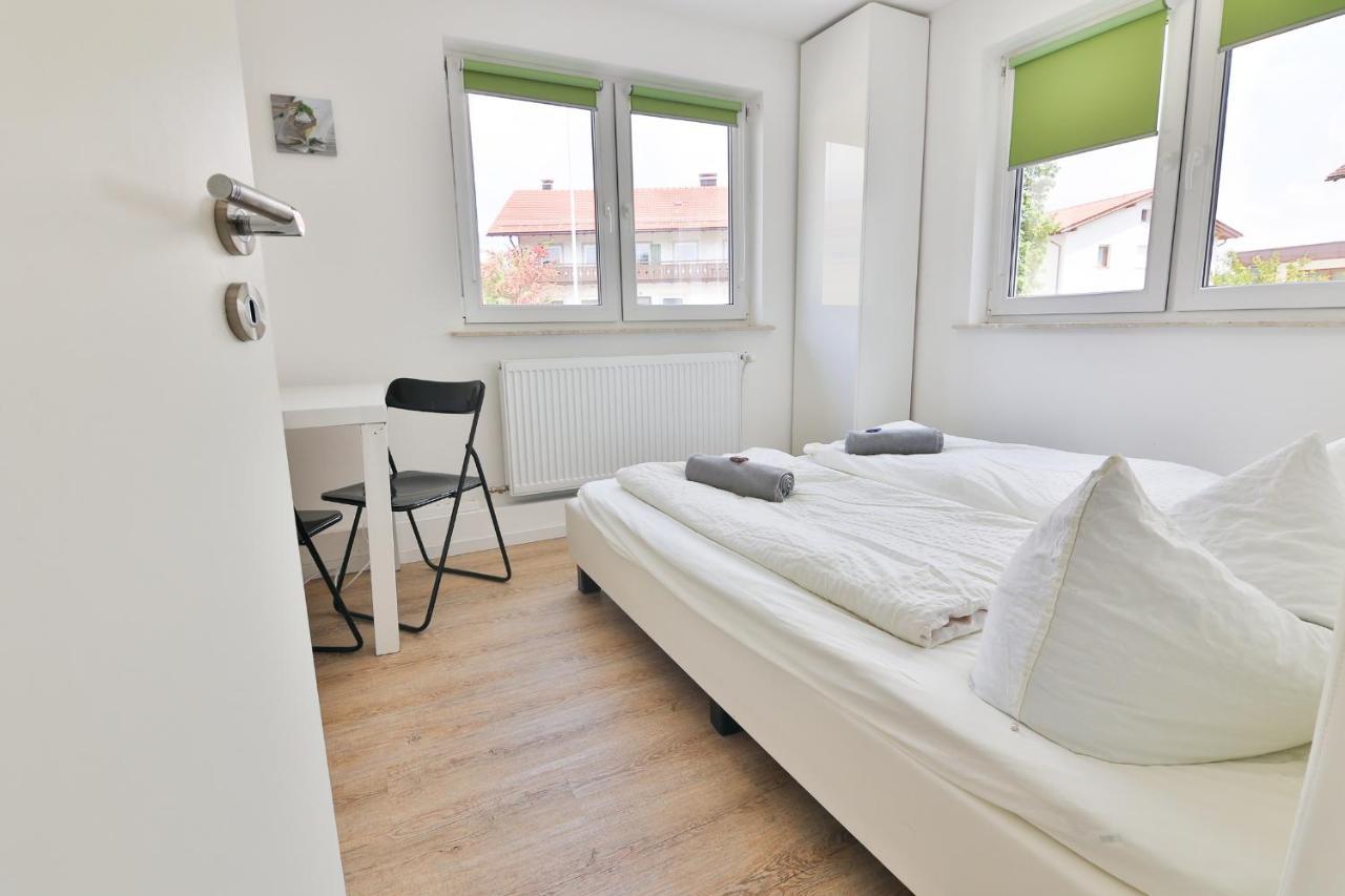 Moderne Praktische Ferienwohnung Am See Fewo3 Lechbruck Luaran gambar